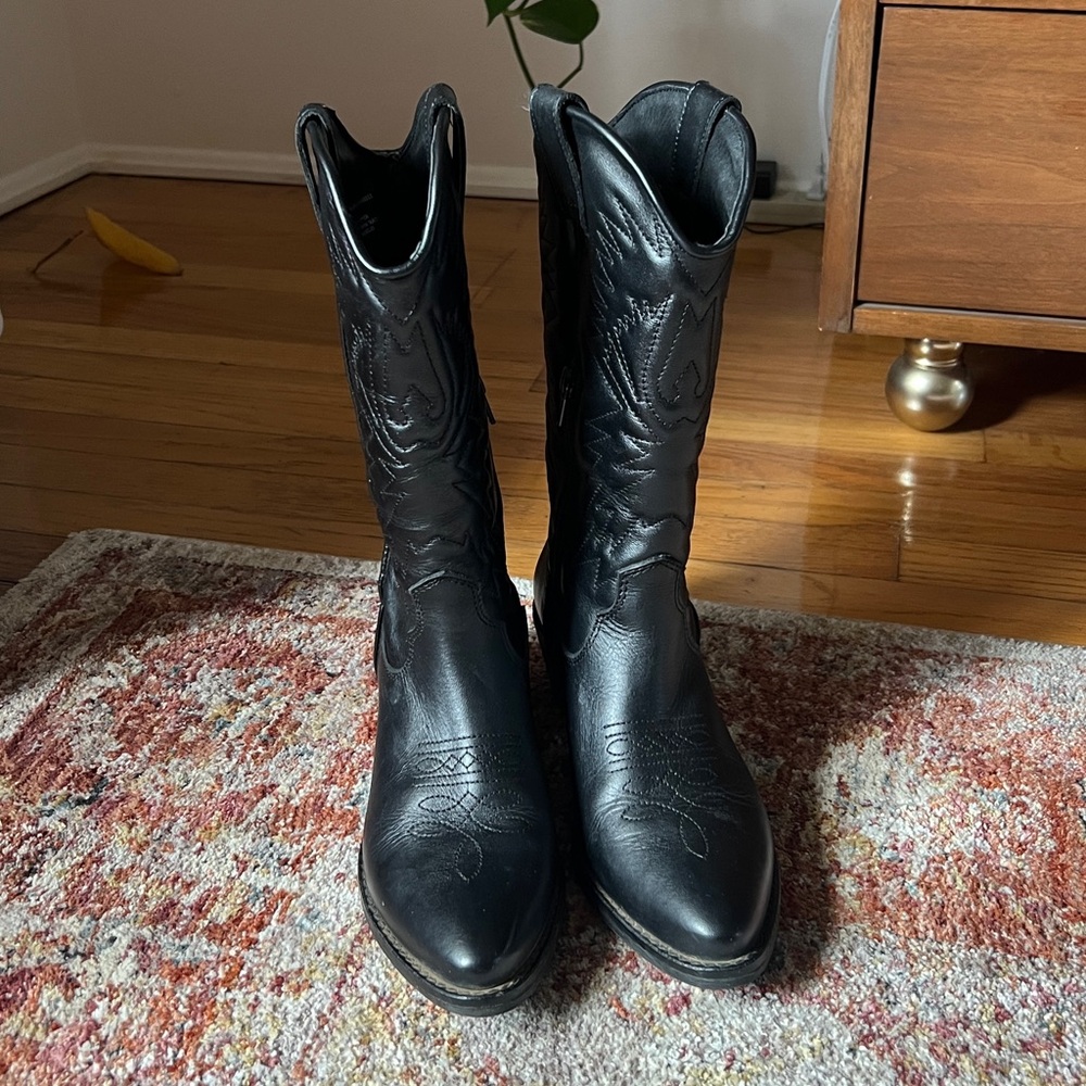 Steve Madden Heyward cowgirl boots